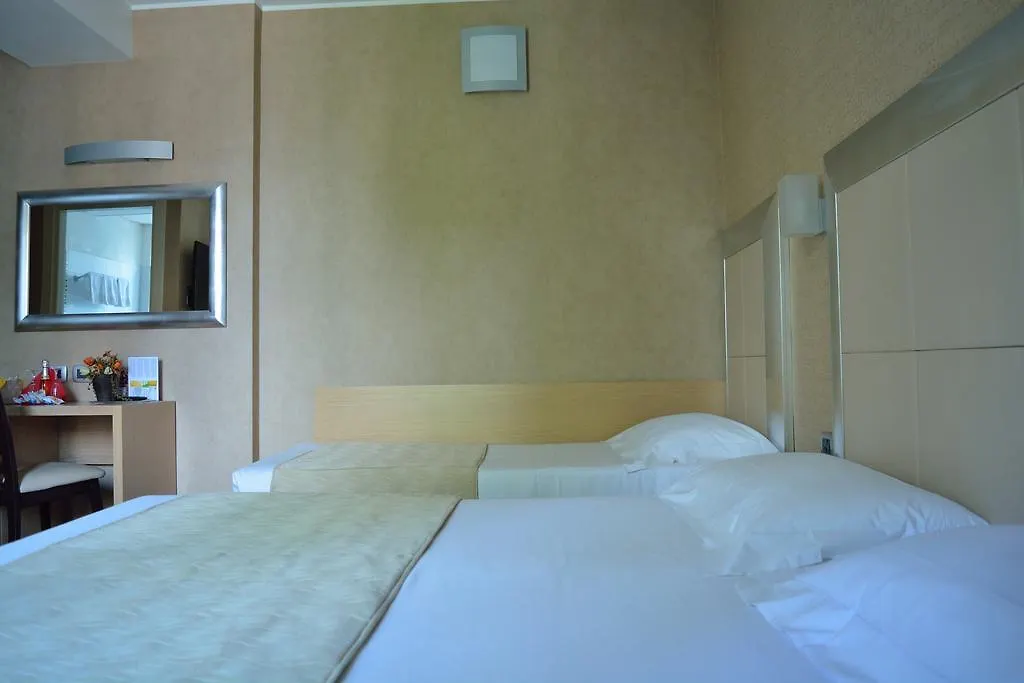 Hotel Susa Milano 3*,