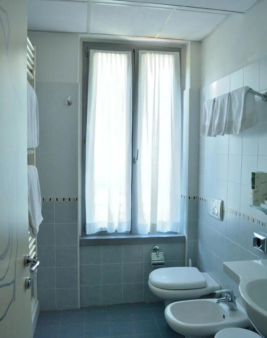 Hotel Susa Milano 3*,
